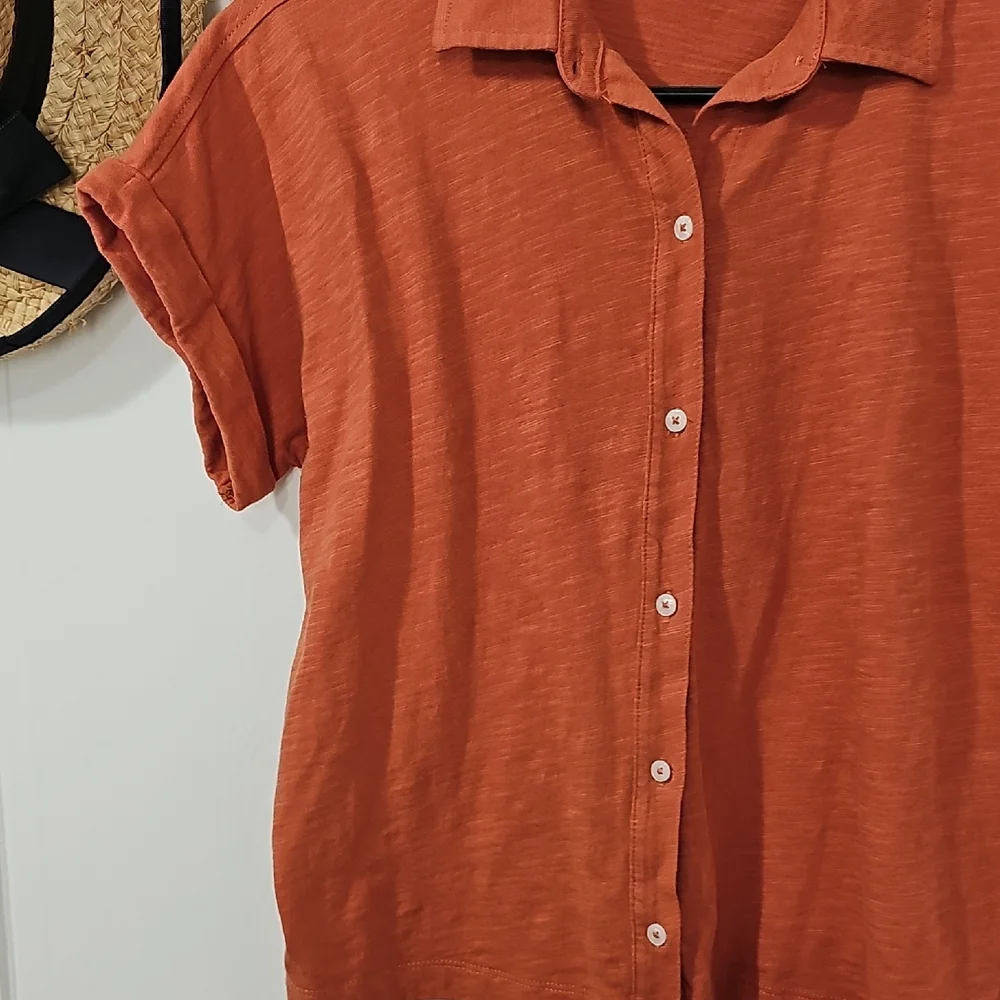 Women's Rust Button-Down Shirt - Picture 4 of 9